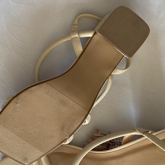 Sandale délicate couleur crème - Picture 3 of 3